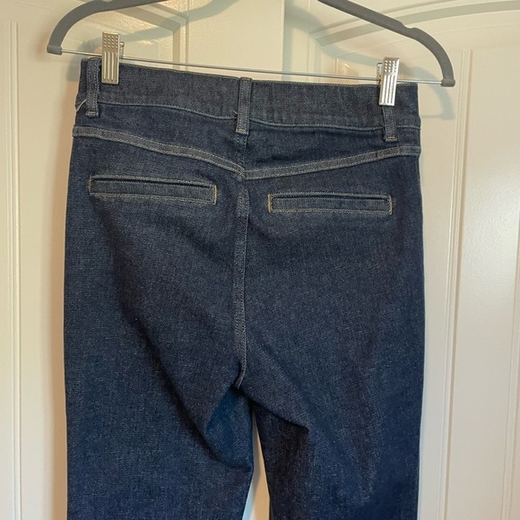 SPANX Raw Indigo Pintuck Front Seams Flare Leg
Pull-On Jeans Size Petite Small - Picture 7 of 7
